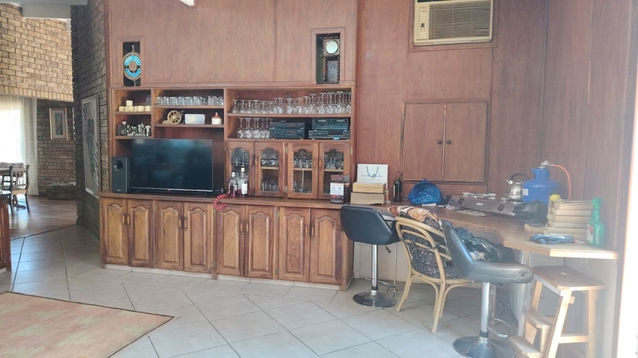 4 Bedroom Property for Sale in Wilkoppies North West